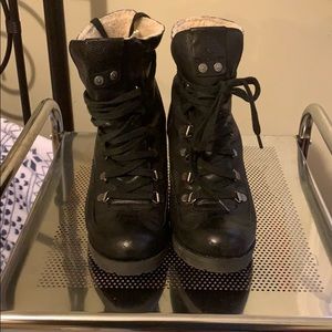 Calvin Klein Jeans Size 9.5